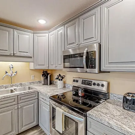 The Dry Dock, Unit 302 Apartment